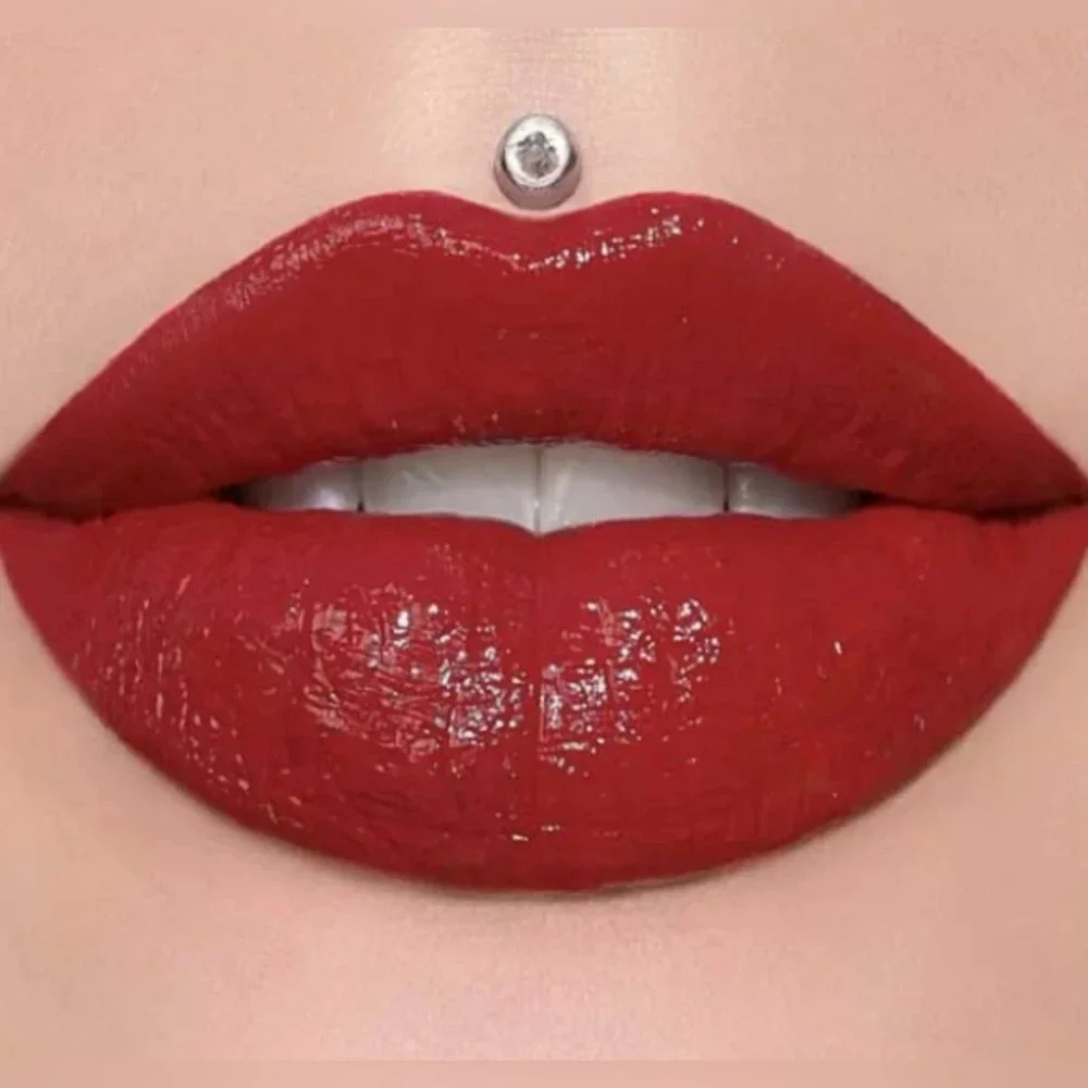 NWT Jeffree Star superior gloss full pigment supreme lip gloss lippies red